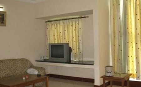 Hotel Amber Lucknow Dış mekan fotoğraf
